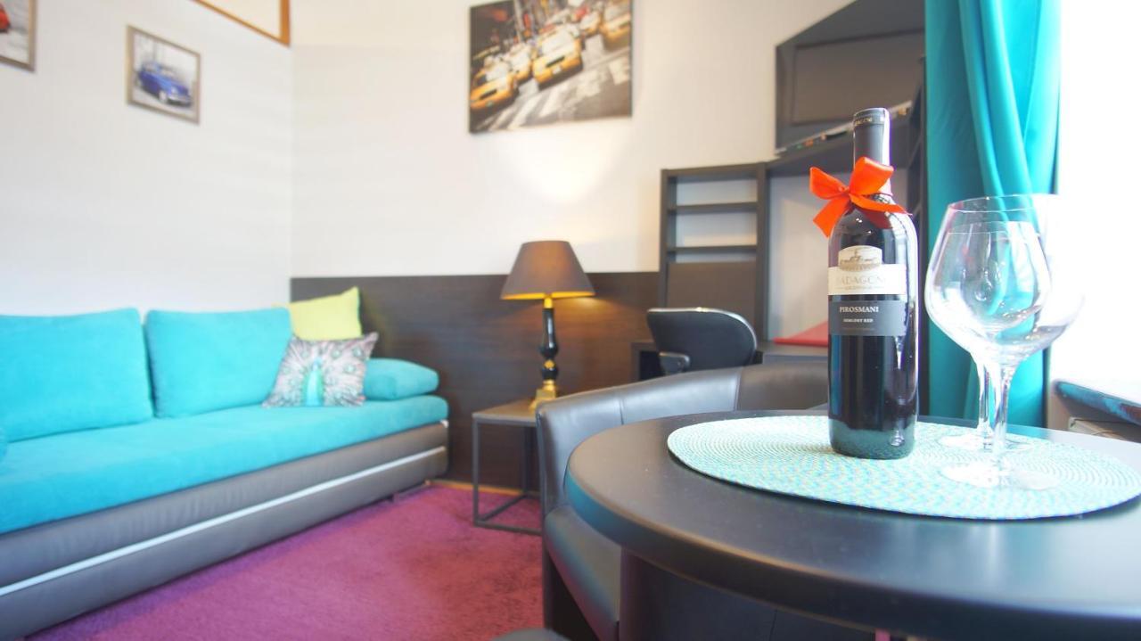 Apartamenty Patria Cracovia Exterior foto